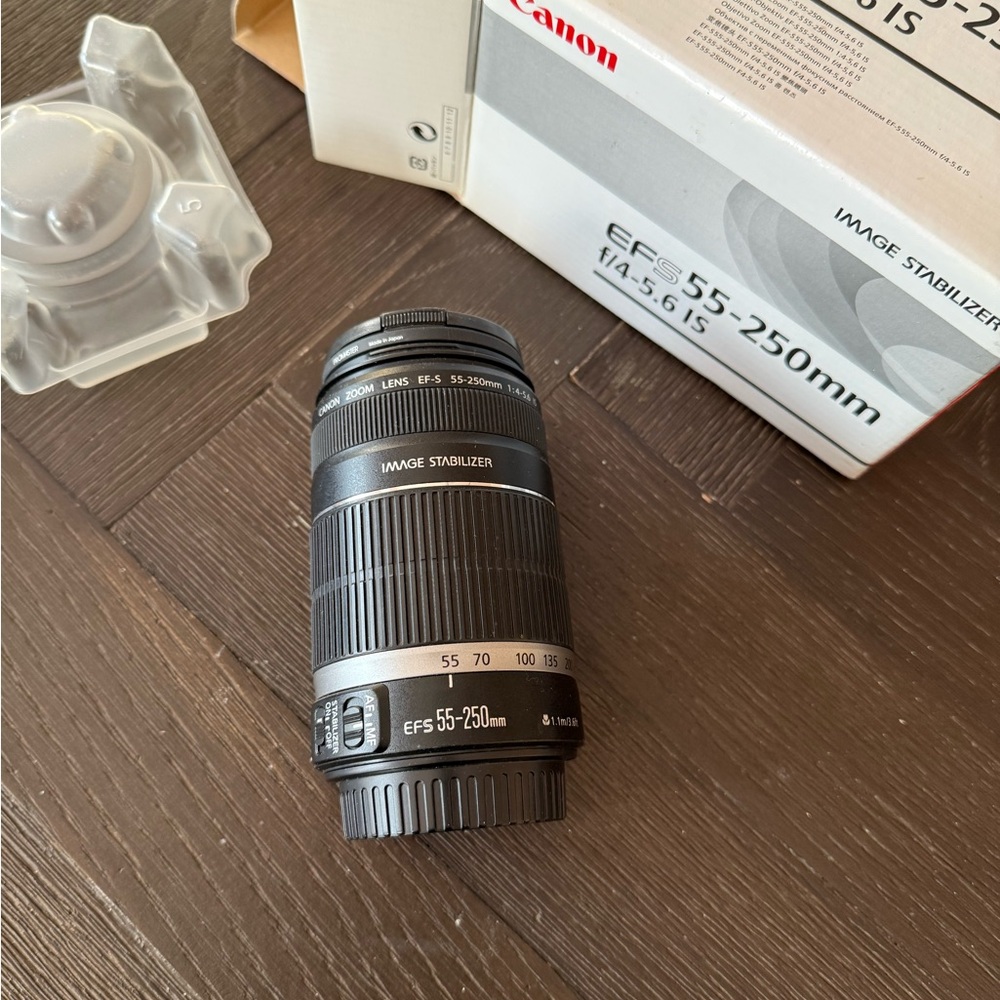 Canon Image Stabilizer 55-250mm f/R-5.16IS Lens